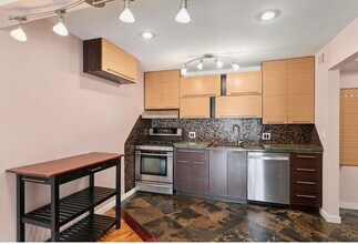 5400 Carriageway Dr in Rolling Meadows, IL - Foto de edificio - Building Photo