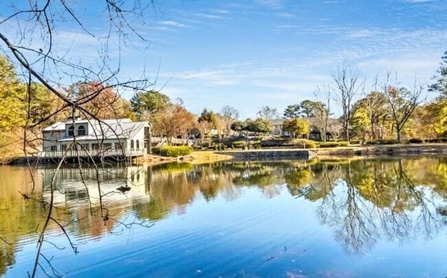 property at 3815 Paces Ferry W