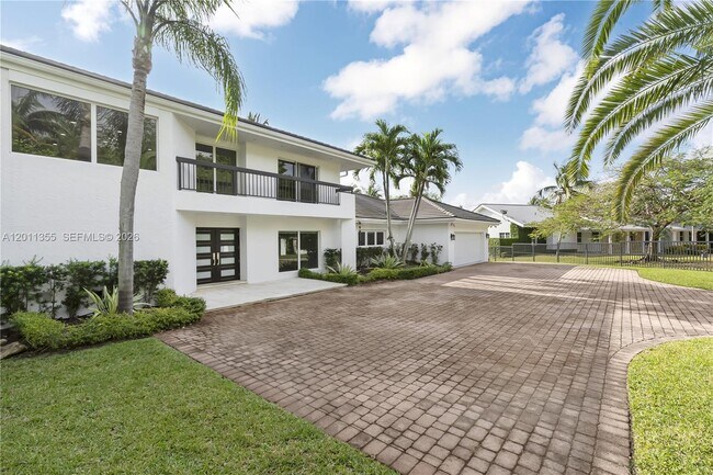 413 Santurce Ave in Coral Gables, FL - Building Photo - Building Photo