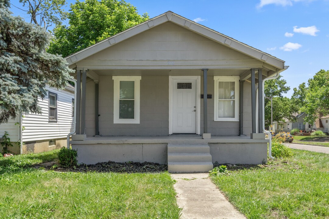 300 Burleigh Ave in Dayton, OH - Building Photo