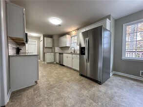 1133 Colony Dr in Marietta, GA - Building Photo - Building Photo
