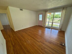 296 Springdale Cir in Pensacola, FL - Building Photo - Building Photo