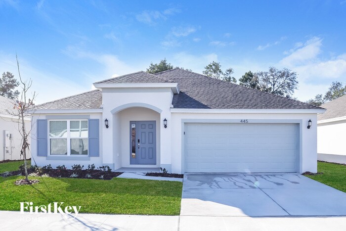 445 Earhart Dr in Davenport, FL - Building Photo