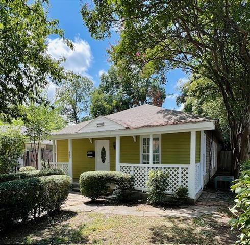 425 Grandview Ave in Dallas, TX - Building Photo