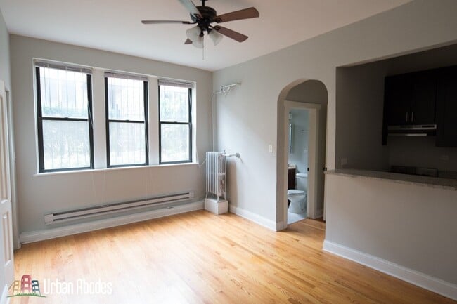 4614 N Paulina St, Unit A09C in Chicago, IL - Building Photo - Building Photo