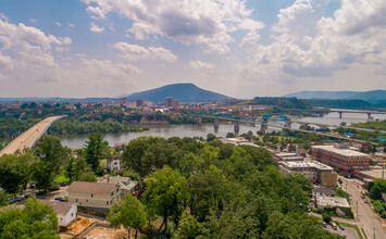 223 Tremont St in Chattanooga, TN - Foto de edificio - Building Photo