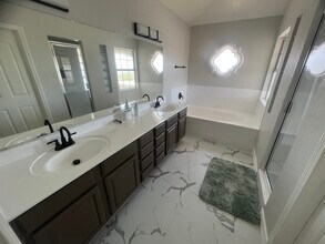 485 Jeweled Mesa Ct in Horizon City, TX - Building Photo - Building Photo