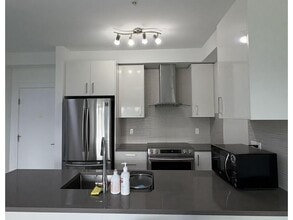 9689-9140 140 St in Surrey, BC - Building Photo - Building Photo