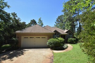 26 Oak Landing in Sanford, NC - Building Photo
