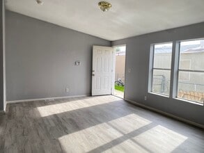 1853 Monterey Dr in Bullhead City, AZ - Building Photo - Building Photo