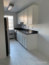 86 St Paul St in Brookline, MA - Building Photo - Building Photo