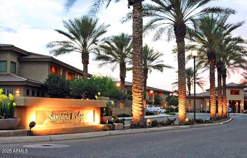 3330 S Gilbert Rd in Chandler, AZ - Building Photo