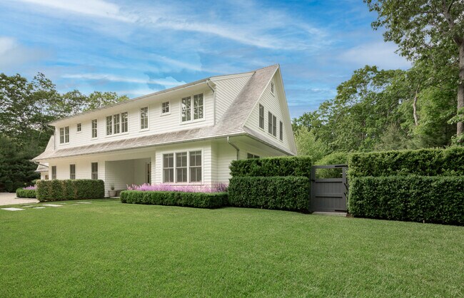 6 Katie Ln in Amagansett, NY - Building Photo - Building Photo