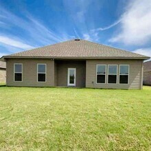 190 Berkshire Pl in Haughton, LA - Building Photo - Building Photo