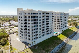 1465 S Harbor City Blvd in Melbourne, FL - Building Photo - Building Photo