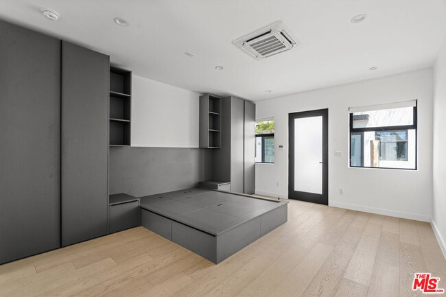 property at 1325 Cabrillo Ave