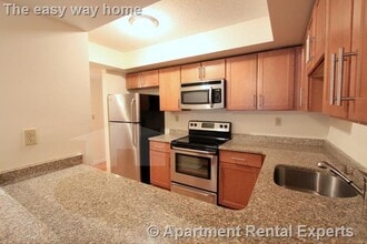 345 Franklin St, Unit #105 in Cambridge, MA - Foto de edificio - Building Photo