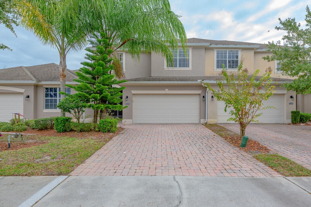 253 Catriona Dr in Daytona Beach, FL - Building Photo