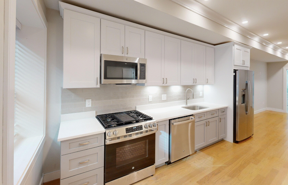 230 Tremont St in Boston, MA - Building Photo