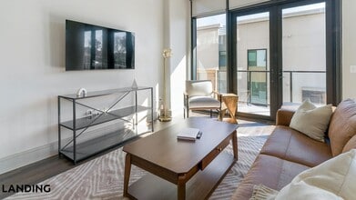 1414 Wood Hollow Dr, Unit 304 in Houston, TX - Building Photo - Building Photo