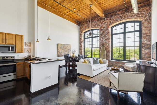 The Lofts of Greenville in Greenville, SC - Building Photo - Building Photo