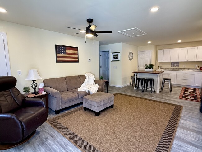 420 Hancock St, Unit A