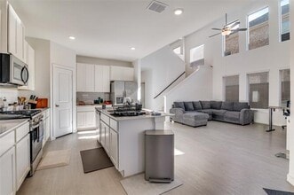 4016 Daisy Holw Lp in Mesquite, TX - Building Photo - Building Photo