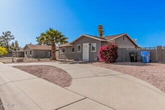 14009 N 49th Ave in Glendale, AZ - Building Photo - Building Photo
