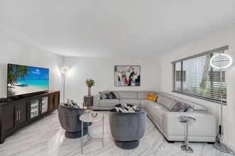 15108 Ashland Dr in Delray Beach, FL - Building Photo - Building Photo