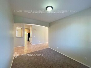 17682 W Cavedale Dr in Surprise, AZ - Building Photo - Building Photo