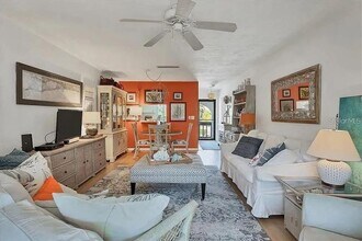 1650 Stickney Point Rd in Sarasota, FL - Building Photo - Building Photo