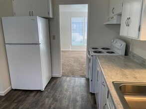 1013 W Lakeside Dr in Moses Lake, WA - Building Photo - Building Photo