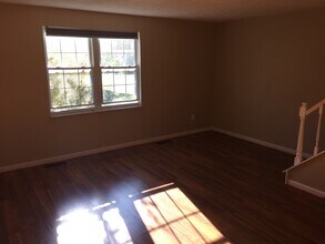 246 E Commons Dr, Unit 0961 in Cranberry Township, PA - Foto de edificio - Building Photo