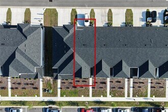 5752 Anders Wy in St. Cloud, FL - Foto de edificio - Building Photo