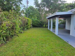 53 Alcantarra Ave in Coral Gables, FL - Building Photo - Building Photo