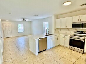 2436 E Meadow Creek Way in San Tan Valley, AZ - Building Photo - Building Photo