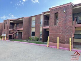 1912 SW D Ave in Lawton, OK - Building Photo