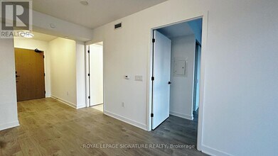 36 Zorra St in Toronto, ON - Building Photo - Building Photo