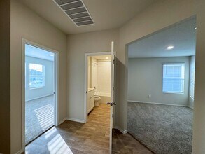 857 Peccary Pl in Seguin, TX - Building Photo - Building Photo