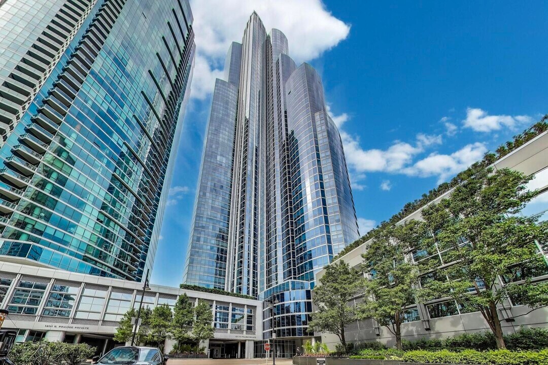 1211 S Prairie Ave in Chicago, IL - Building Photo