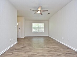 21511 Pershing Ave in Lago Vista, TX - Building Photo - Building Photo