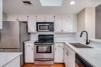 1411 Norwalk Ln in Austin, TX - Building Photo - Building Photo