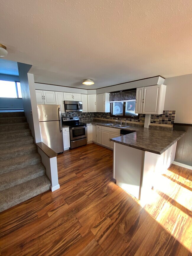 331 W Ingals Ave Rentals in Bismarck, ND