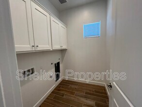 20711 W Medlock Dr in Buckeye, AZ - Building Photo - Building Photo