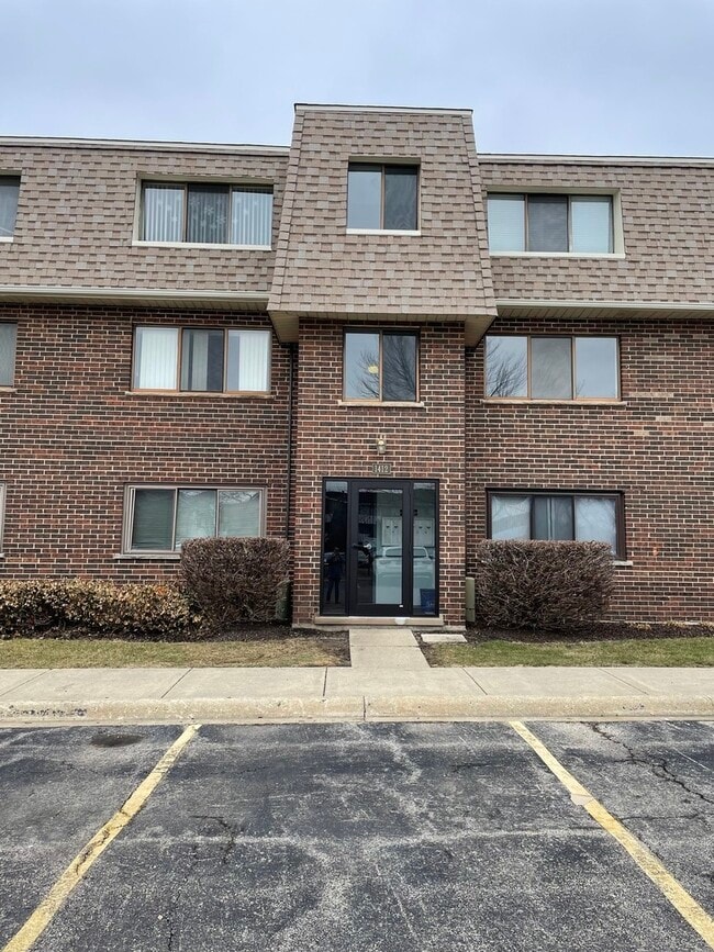 property at 1412 Carol Ct