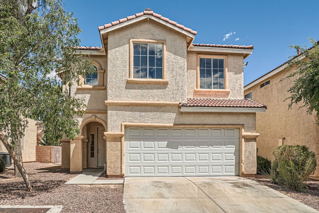 4646 San Vito St in Las Vegas, NV - Building Photo