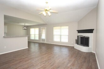 2 Wrexgate Ct in Mansfield, TX - Building Photo - Building Photo