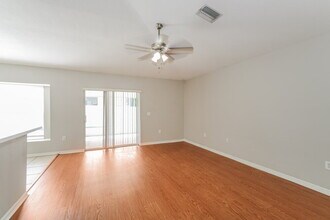 4649 Roundview Ct in Land O Lakes, FL - Building Photo - Building Photo