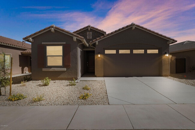 property at 16581 W Charlotte Dr