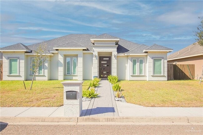 34 South Dr in Pharr, TX - Building Photo - Building Photo